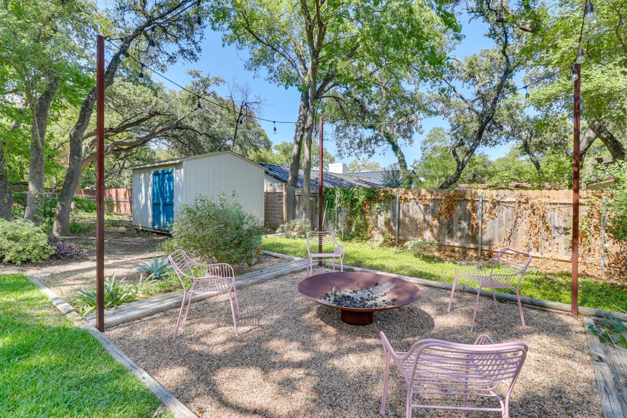 Modern Austin Home With Yard About 1 Mi From Acl! Eksteriør bilde