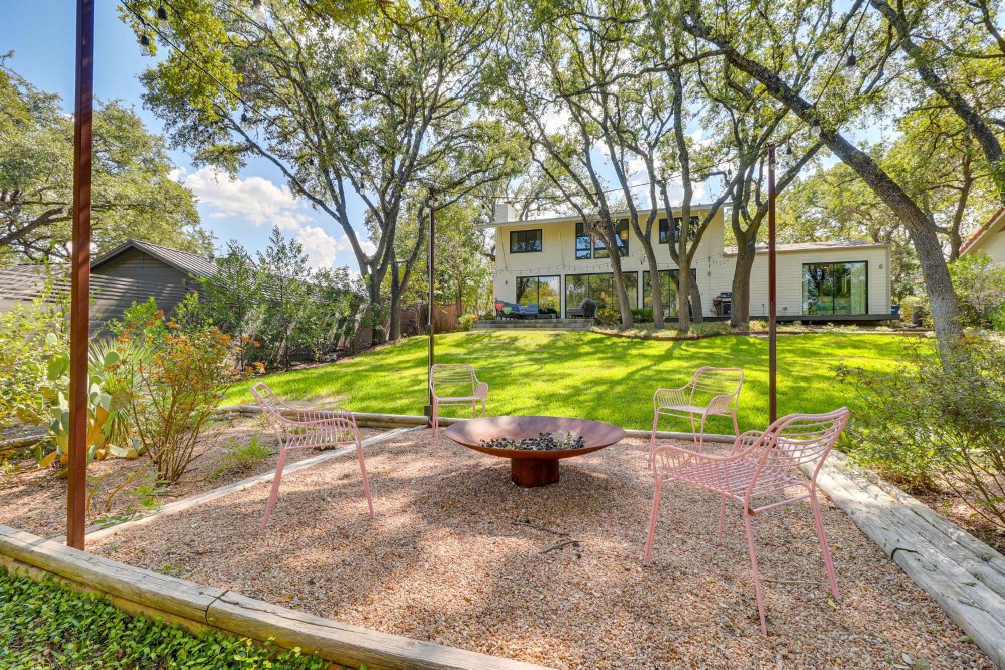 Modern Austin Home With Yard About 1 Mi From Acl! Eksteriør bilde